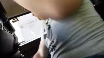 Young slut sucks a fat cock of a fat man in a car under the musical hits of the 80s